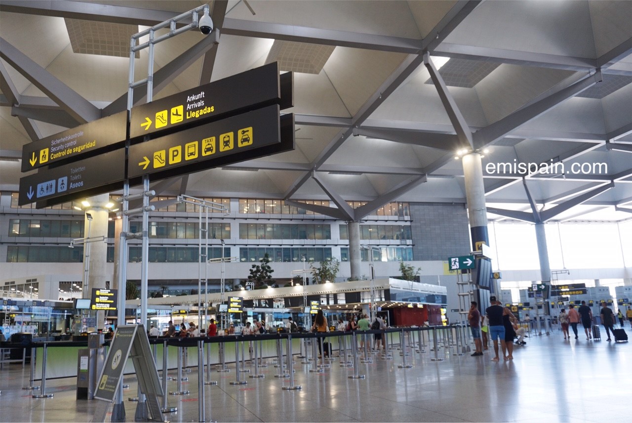 南スペイン アンダルシア旅行におすすめの航空会社 Andalucia アンダルシア街歩き From スペイン