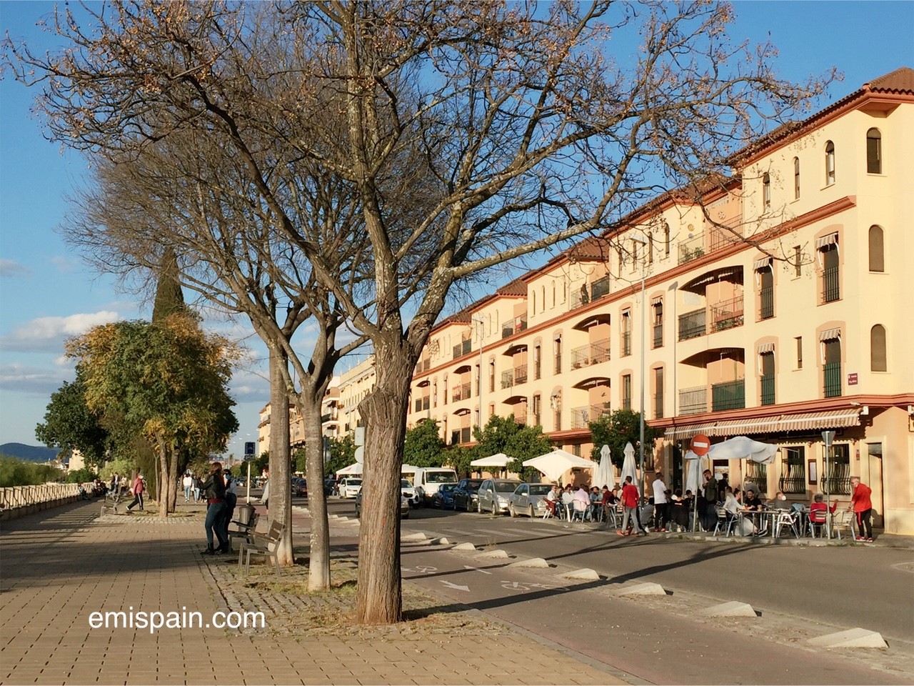 南スペイン コルドバとアンダルシアの3月の気候と服装 Andalucia アンダルシア街歩き From スペイン